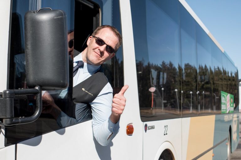Porin Linjojen messubussilla kuljet vaivattomasti Asuntomessualueelle