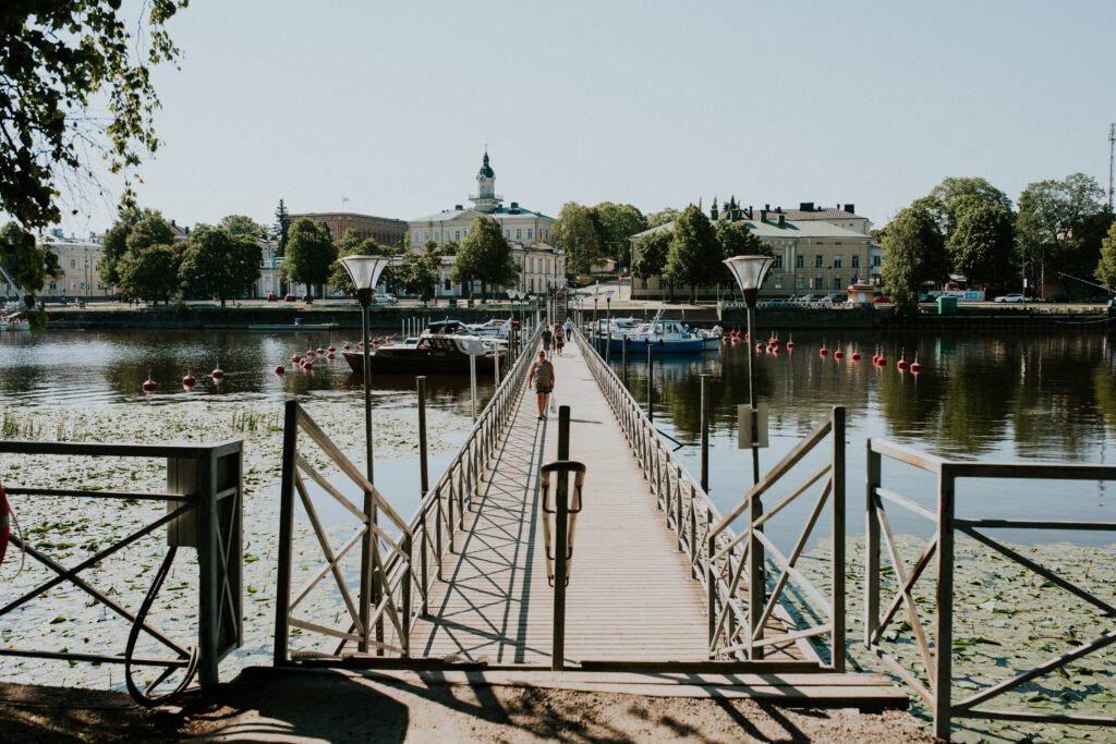 Taavi-bridge and Eteläranta from Kirjurinluoto