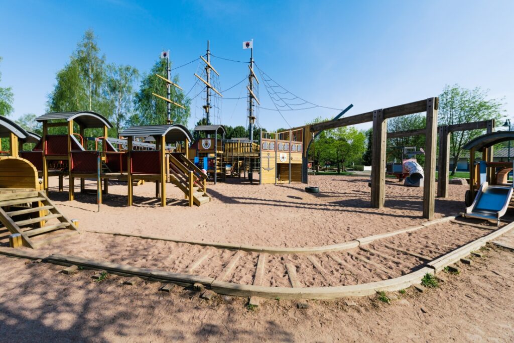 Kirjurinluoto, merirosvolaiva