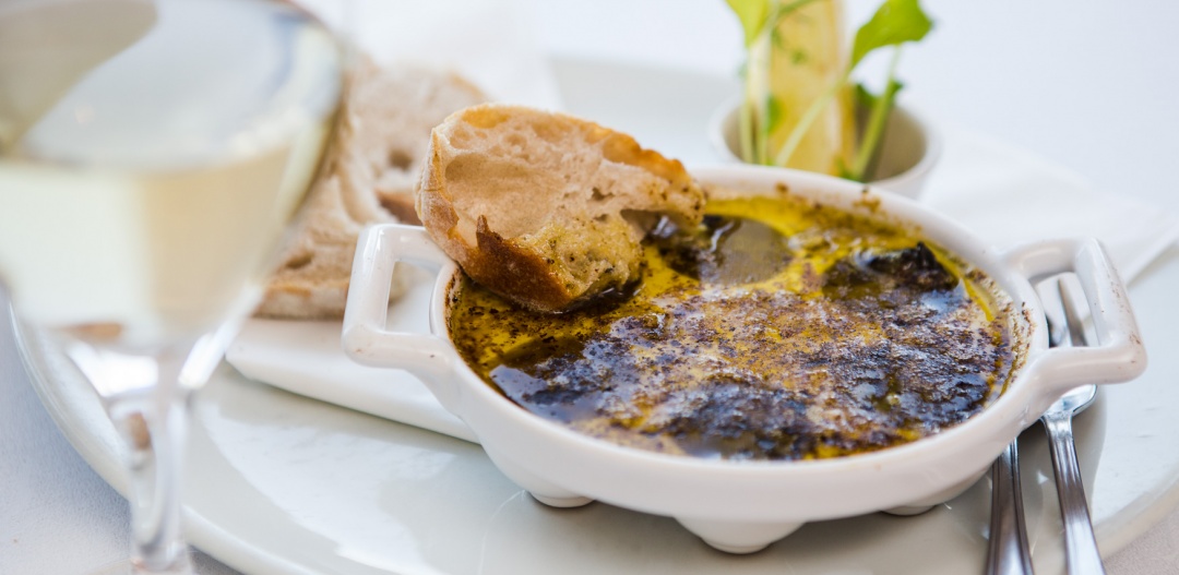 Amado, snail dish
