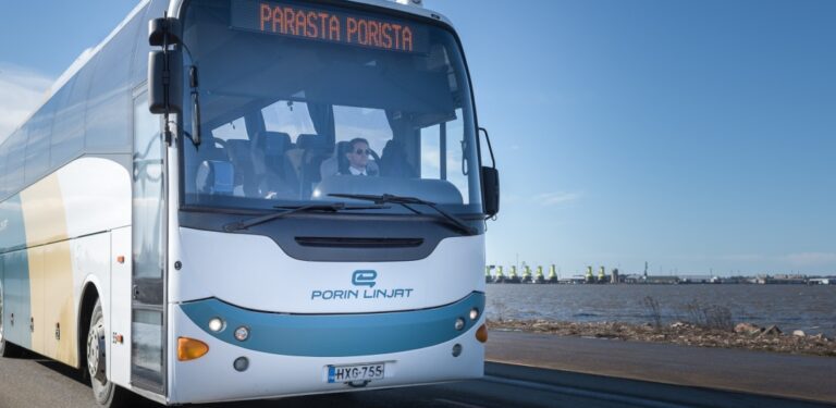 Porin Linjat, exterior photo of a bus
