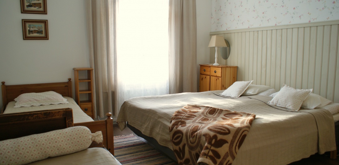 Maatilamajoitus, bedroom