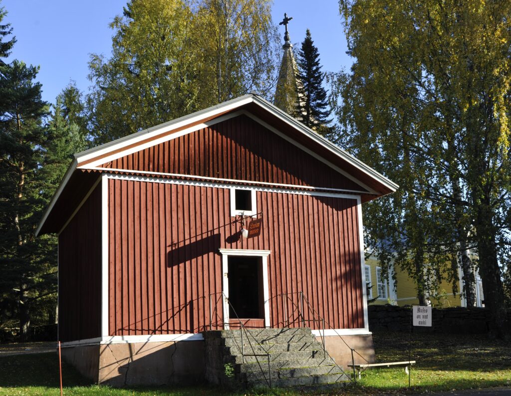 Red building of Lavia museum