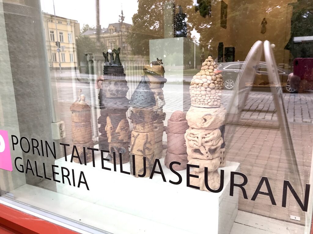 P-Gallerian window with artwork