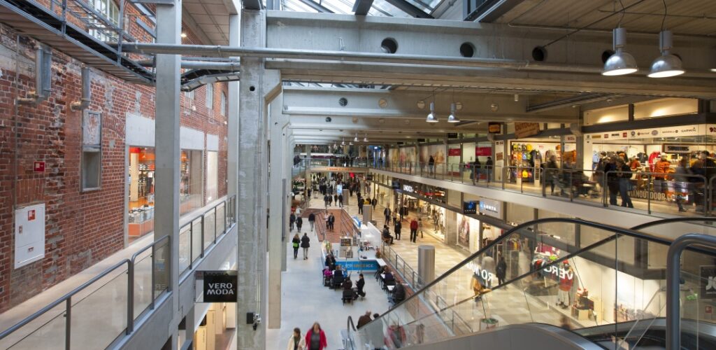 Kauppakeskus Puuvilla, sisäkuva