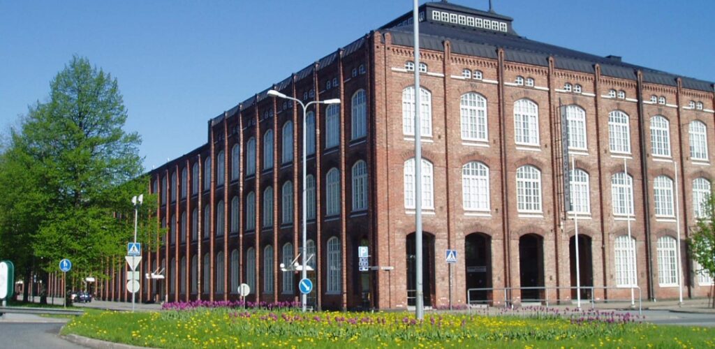 yliopistokeskus ulkoa